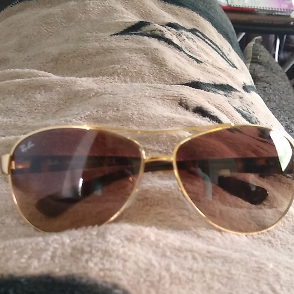 Ray Ban